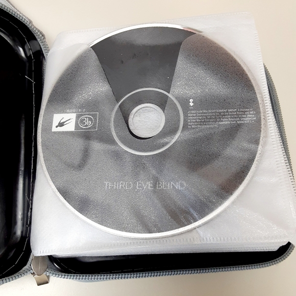New CD Case With 30 Used CDs Included - Picture 2 of 16